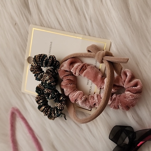 Hairbands and Accessories Bundle, NWT - Picture 4 of 8